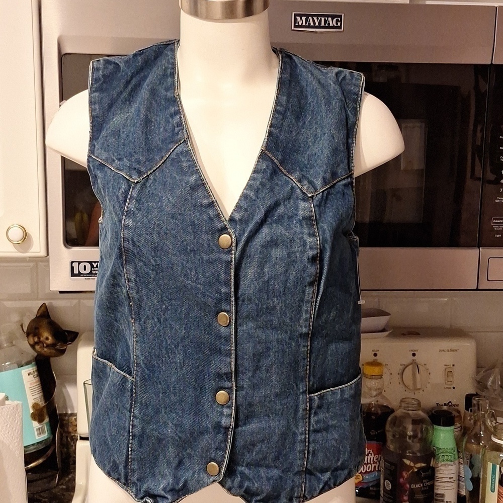 A  Xelement lined snap front sleeveless motorcycle dungaree vest S